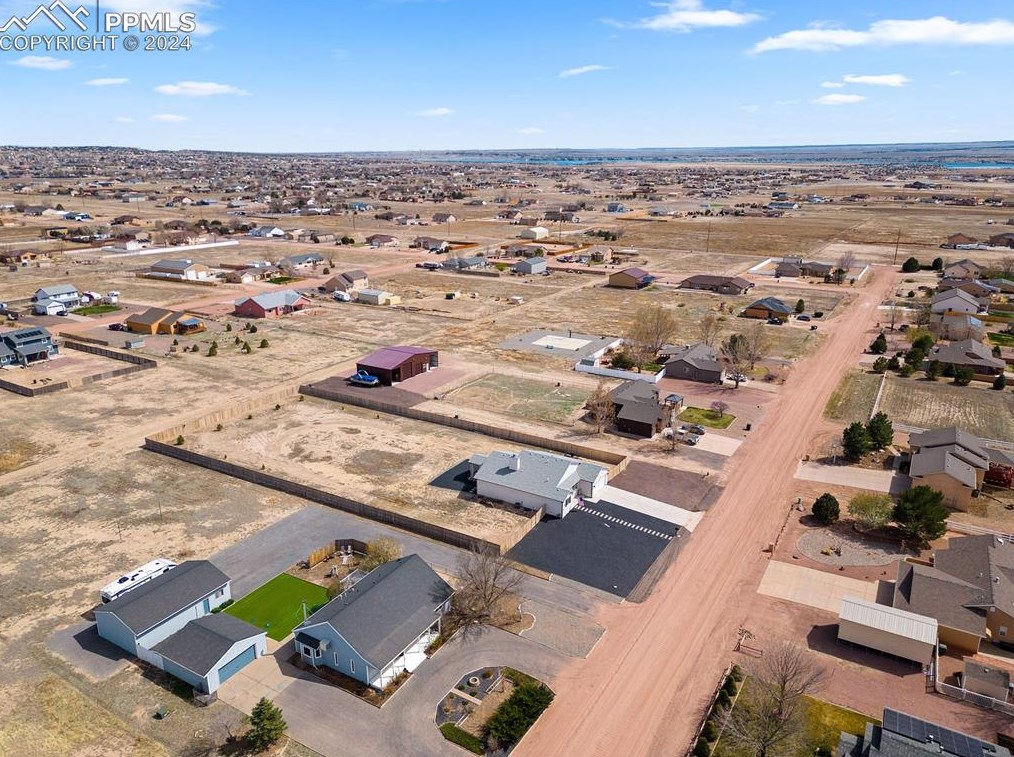 648 Calle Concordia, Pueblo CO 81007-3186 exterior