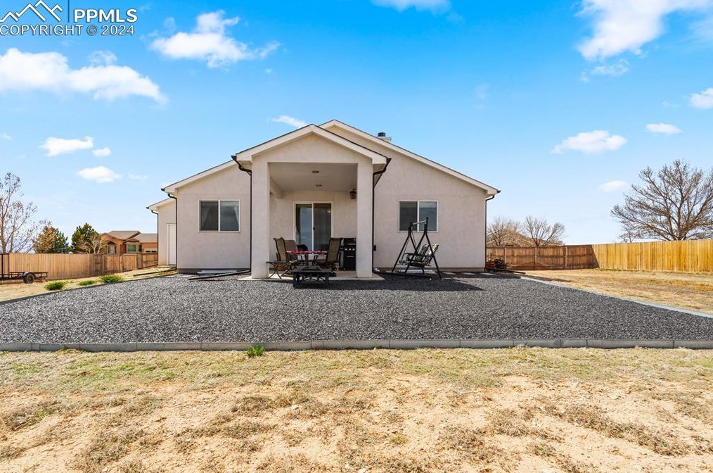 648 Calle Concordia, Pueblo CO 81007-3186 exterior