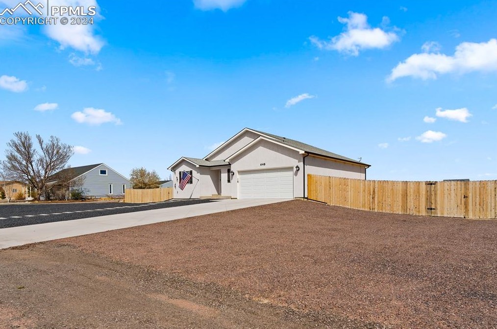 648 Calle Concordia, Pueblo CO 81007-3186 exterior