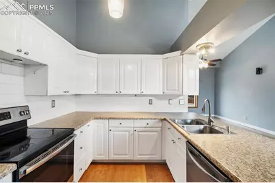4548 Anvil Drive, Colorado Springs, CO 80925 - Photo 8