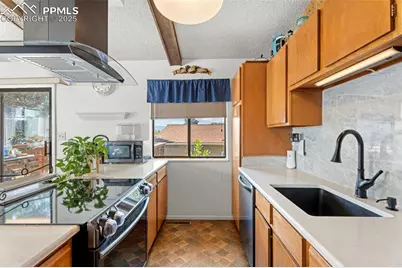 4380 Saddlewood Drive, Colorado Springs, CO 80918 - Photo 14