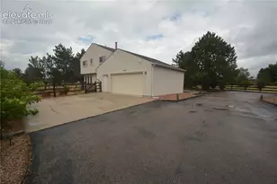 13915 Westchester Dr, Colorado Springs, CO 80921 - Photo 2