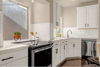 8674 Tranquil Knoll Lane, Colorado Springs, CO 80927 - Photo 10