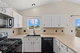 7775 Barn Owl Dr, Fountain, CO 80817 - Photo 14