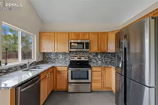 7234 Moss Bluff Ct, Fountain, CO 80817 - Photo 10