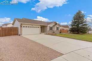 565 Camrose Ct, Colorado Springs, CO 80911 - Photo 2