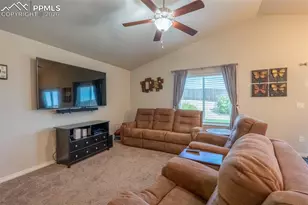 6121 Anders Ridge Ln, Colorado Springs, CO 80927 - Photo 4