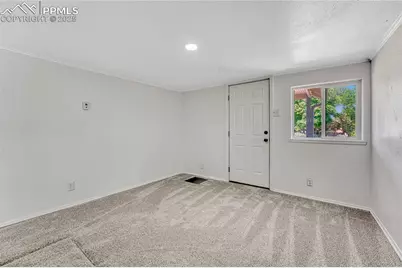 2821 Beacon Street, Colorado Springs, CO 80907 - Photo 4