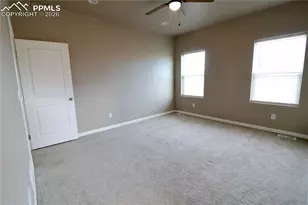 295 W Acorn Dr, Pueblo, CO 81007 - Photo 10