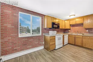 3020 E Bijou St, Colorado Springs, CO 80909 - Photo 8