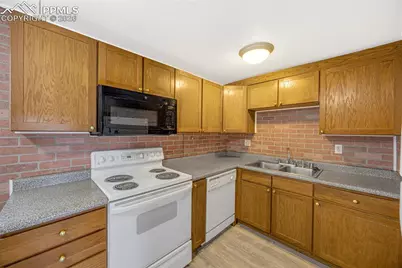 3020 E Bijou Street #1B, Colorado Springs, CO 80909 - Photo 10