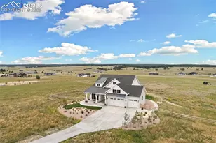 11726 Rambling Rd, Colorado Springs, CO 80908 - Photo 4