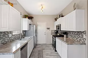 4260 Vicksburg Terrace, Colorado Springs, CO 80917 - Photo 10