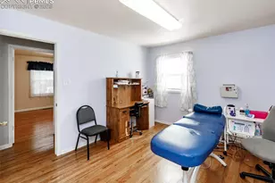 1806 N Circle Dr, Colorado Springs, CO 80909 - Photo 12