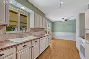 1564 Robidoux Cir, Colorado Springs, CO 80915 - Photo 14