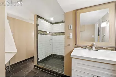 12 W Monroe Street, Colorado Springs, CO 80907 - Photo 24
