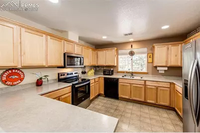 1190 S Pitkin Way, Aurora, CO 80017 - Photo 10