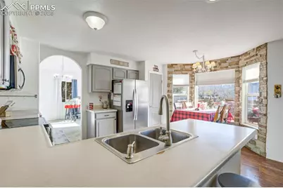 490 W Fairway Drive, Pueblo, CO 81007 - Photo 14