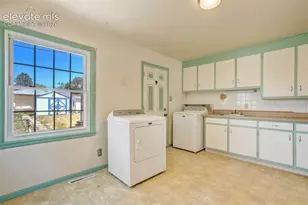 1818 E Uintah St, Colorado Springs, CO 80909 - Photo 8