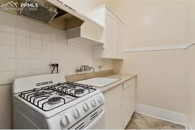 1215 N Nevada Avenue, Colorado Springs, CO 80903 - Photo 22