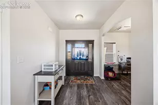 667 E Vermillion Dr, Pueblo, CO 81007 - Photo 6
