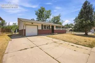 1235 Quivira Dr, Colorado Springs, CO 80910 - Photo 2