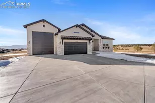 10491 Hawks Hl Ct, Colorado Springs, CO 80908 - Photo 2