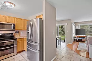 652 Echo Ln, Colorado Springs, CO 80904 - Photo 6