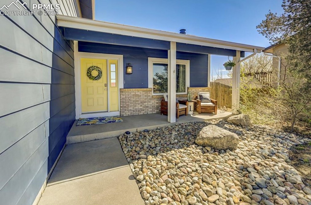 7155 Goldfield Dr, Colorado Springs, CO 80911-9321