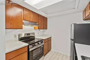 918 Tenderfoot Hill Rd, Colorado Springs, CO 80906 - Photo 18