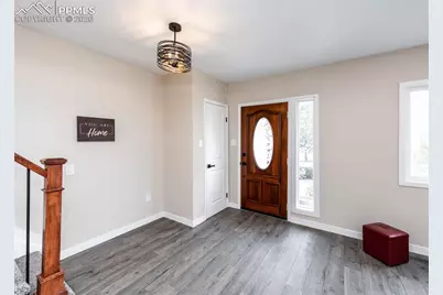 1021 Pioneer Lane, Colorado Springs, CO 80904 - Photo 4