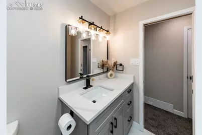 1021 Pioneer Lane, Colorado Springs, CO 80904 - Photo 30