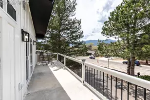 1021 Pioneer Ln, Colorado Springs, CO 80904 - Photo 22