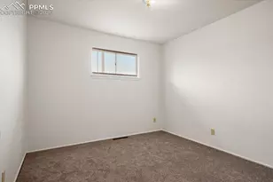 1726 Moore Ave, Pueblo, CO 81005 - Photo 10