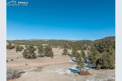 221 Chris Crossover, Canon City, CO 81212 - Photo 2