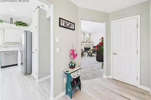 860 Loma Point, Colorado Springs, CO 80906 - Photo 4