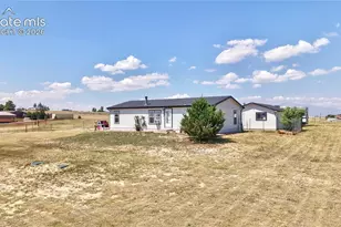 3320 Hoofbeat Rd, Peyton, CO 80831 - Photo 1
