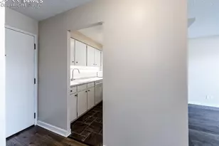 411 Lakewood Circle, Colorado Springs, CO 80910 - Photo 4