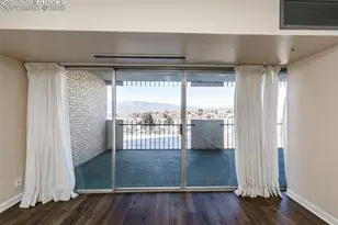 411 Lakewood Circle, Colorado Springs, CO 80910 - Photo 16