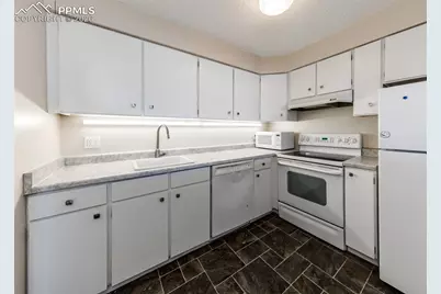 411 Lakewood Circle #A506, Colorado Springs, CO 80910 - Photo 6