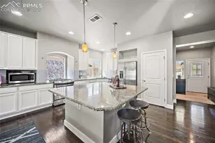 9225 Castle Oaks Dr, Fountain, CO 80817 - Photo 2