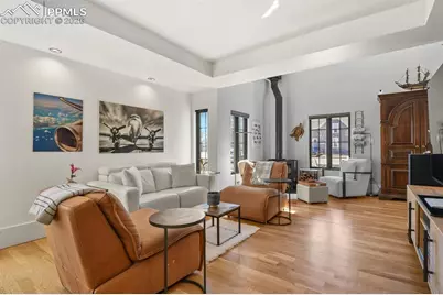 805 N Corona Street, Colorado Springs, CO 80903 - Photo 10