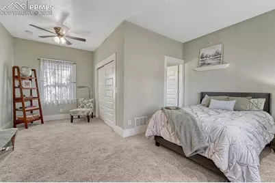 517 E San Miguel Street, Colorado Springs, CO 80903 - Photo 2