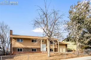 528 Rowe Ln, Colorado Springs, CO 80911 - Photo 2