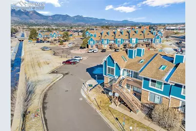 6272 Village Lane, Colorado Springs, CO 80918 - Photo 12