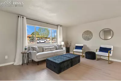 921 Holmes Drive, Colorado Springs, CO 80909 - Photo 4