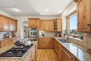 17255 Lamplight Dr, Monument, CO 80132 - Photo 6