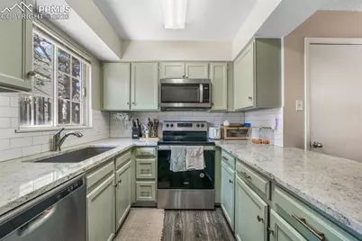 3553 Queen Anne Way, Colorado Springs, CO 80917 - Photo 16