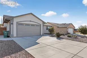 2326 Cliffmoor Ln, Pueblo, CO 81008 - Photo 32