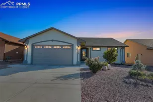 2326 Cliffmoor Ln, Pueblo, CO 81008 - Photo 2